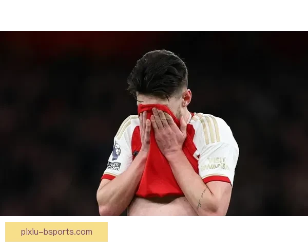 切尔西英超主场与阿森纳鏖战收获平局球迷热议比赛表现